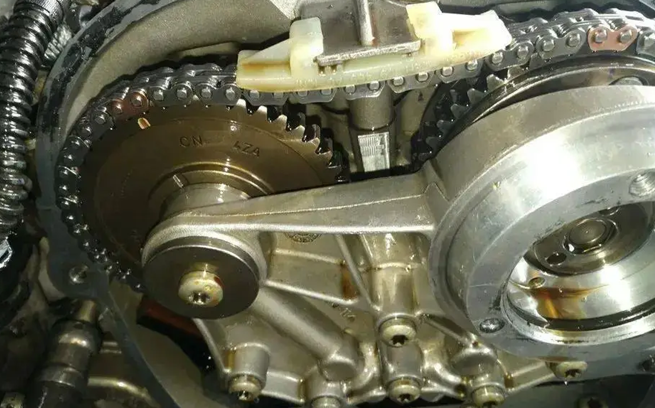 Quali sono i sintomi del salto dei denti nella catena di temporizzazione dell'auto